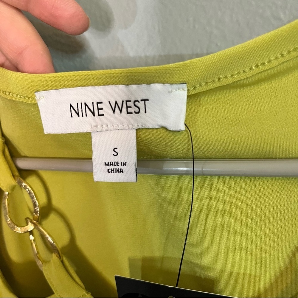87. Nine West‎ Women's Avocado Green Sleeveless Tank Size Small - Picture 8 of 9